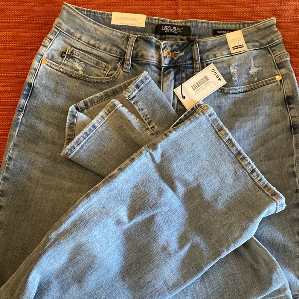 New Judy Blue medium blue high waist slim bootcut with slit hem size 14w